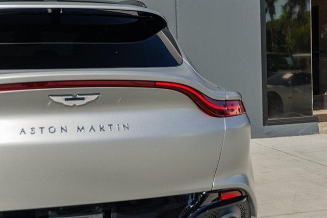 Photo of 2021 Gray Aston Martin DBX