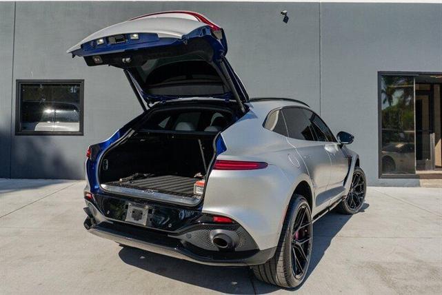 Photo of 2021 Gray Aston Martin DBX