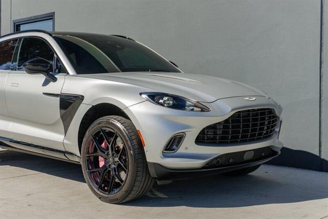 Photo of 2021 Gray Aston Martin DBX