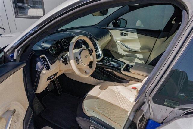 Photo of 2021 Gray Aston Martin DBX