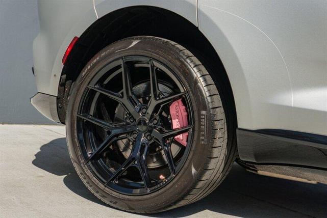 Photo of 2021 Gray Aston Martin DBX