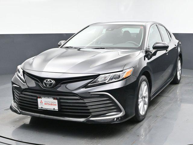 Photo of 2021 Midnight Black Metallic Toyota Camry