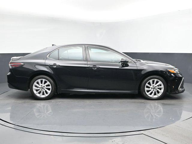 Photo of 2021 Midnight Black Metallic Toyota Camry
