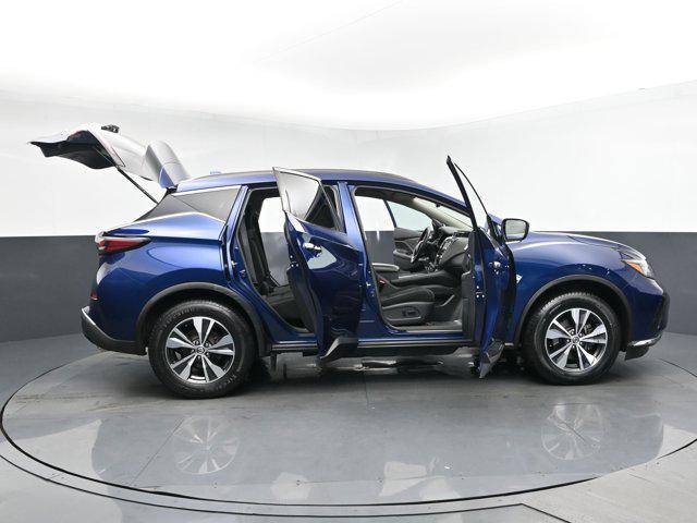 Photo of 2020 Deep Blue Pearl Nissan Murano