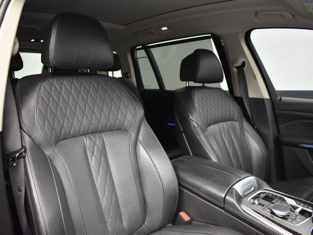 Photo of 2023 Black BMW X7