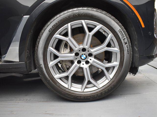 Photo of 2023 Black BMW X7