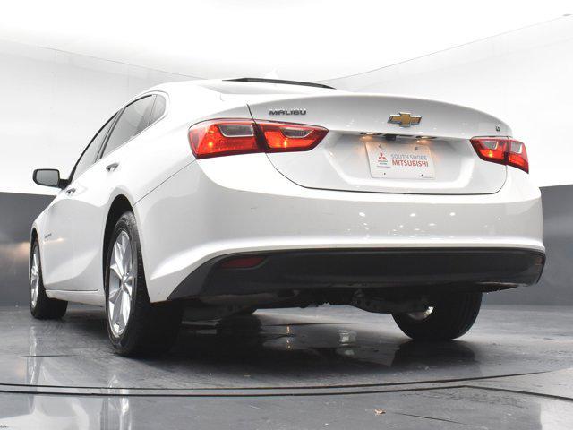 Photo of 2023 Summit White Chevrolet Malibu