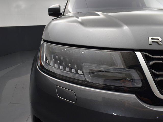 Photo of 2019 Gray Land Rover Range Rover Sport