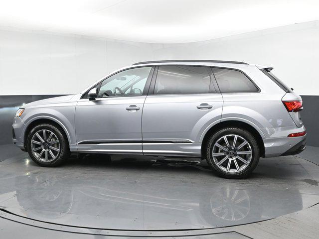 Photo of 2022 Florett Silver Metallic Audi Q7