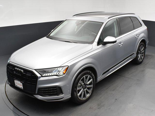 Photo of 2022 Florett Silver Metallic Audi Q7