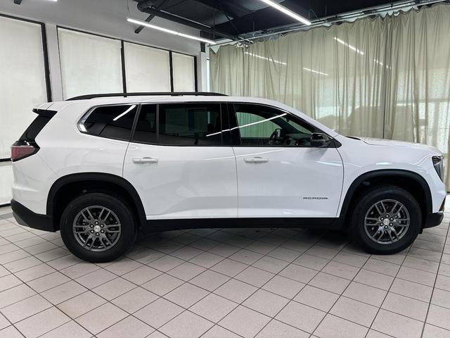 Photo of 2025 Summit White GMC Acadia