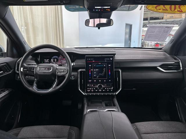 Photo of 2025 Summit White GMC Acadia