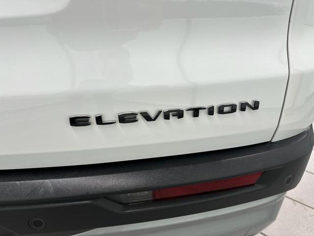 Photo of 2025 Summit White GMC Acadia