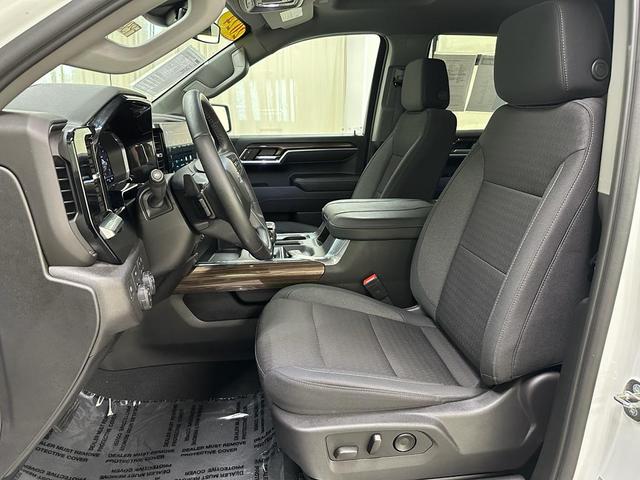 Photo of 2024 Summit White Chevrolet Silverado 1500