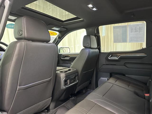 Photo of 2023 Black Chevrolet Silverado 1500