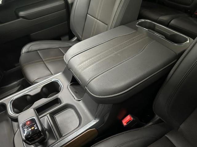 Photo of 2023 Black Chevrolet Silverado 1500