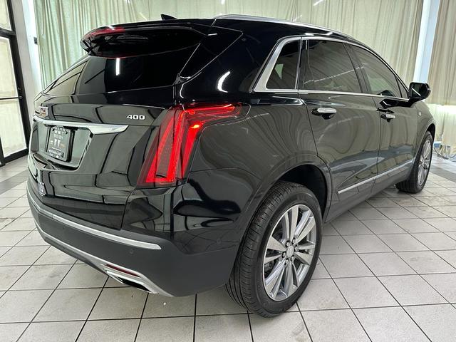 Photo of 2025 Stellar Black Metallic Cadillac XT5