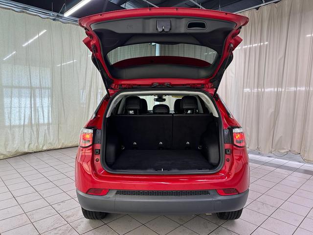 Photo of 2020 Redline Pearlcoat Jeep Compass