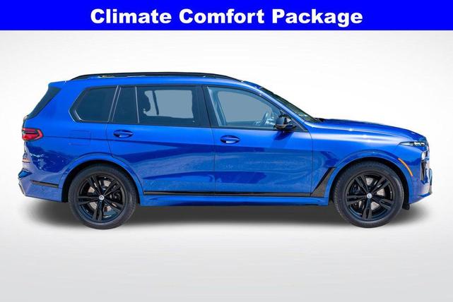 Photo of 2023 Marina Bay Blue Metallic BMW X7