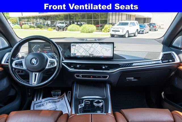 Photo of 2023 Marina Bay Blue Metallic BMW X7