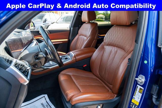 Photo of 2023 Marina Bay Blue Metallic BMW X7