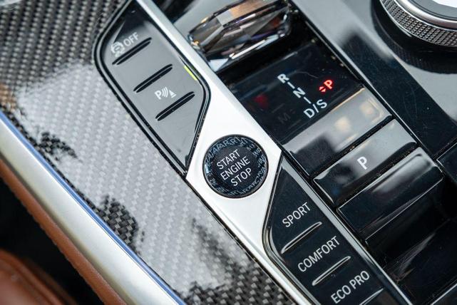 Photo of 2023 Marina Bay Blue Metallic BMW X7