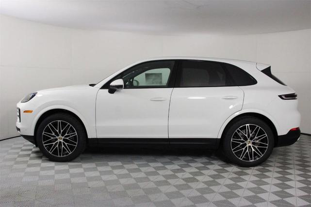 Photo of 2025 White Porsche Cayenne