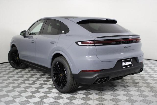 Photo of 2025 Arctic Grey Porsche Cayenne