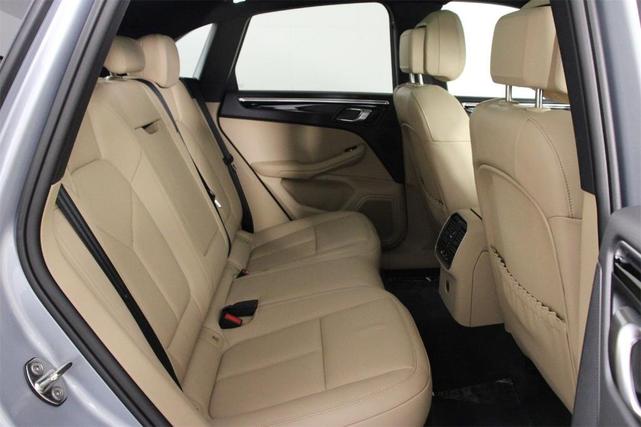 Photo of 2025 Dolomite Silver Metallic Porsche Macan