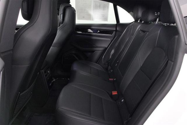Photo of 2025 White Porsche Macan