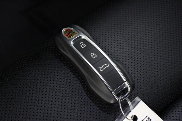 Photo of 2023 GT Silver Metallic Porsche 911