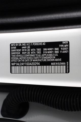 Photo of 2025 White Porsche Cayenne