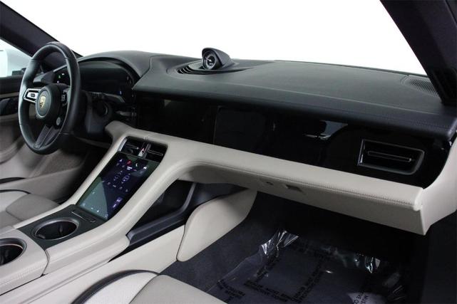 Photo of 2025 White Porsche Taycan