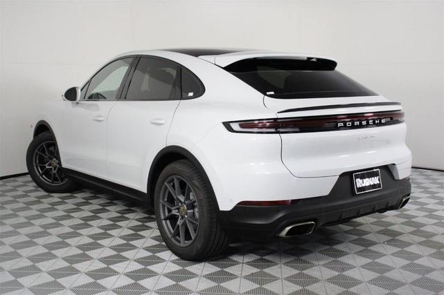 Photo of 2024 Carrara White Metallic Porsche Cayenne