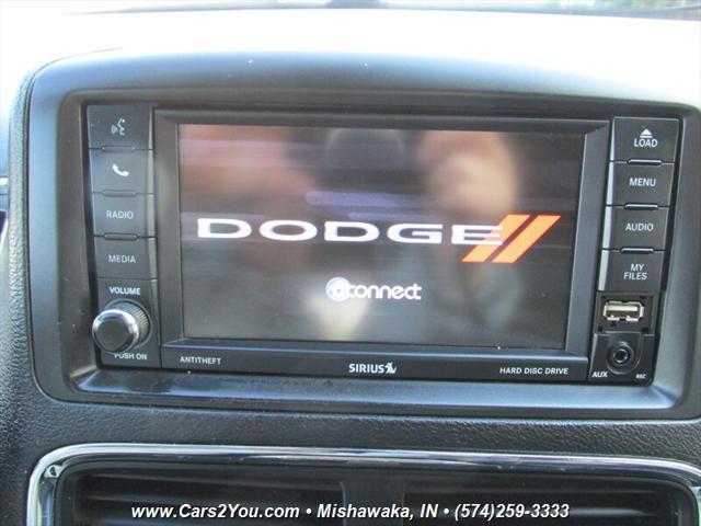 Photo of 2019 Granite Pearlcoat Dodge Grand Caravan