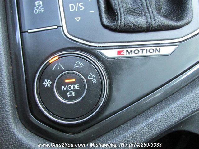 Photo of 2018 Deep Black Pearl Metallic Volkswagen Tiguan