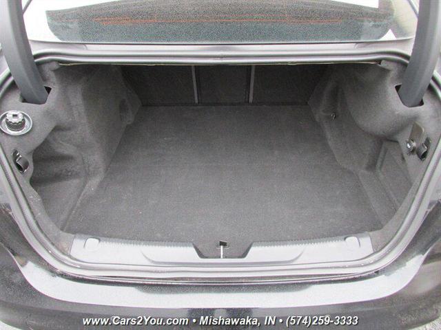 Photo of 2017 Cosmic Black Metallic Jaguar XE