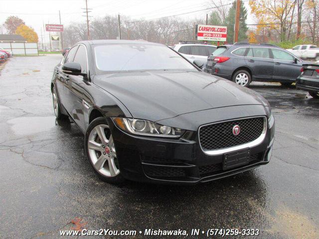 Photo of 2017 Cosmic Black Metallic Jaguar XE