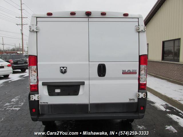 Photo of 2017 Bright White Clearcoat RAM ProMaster 1500