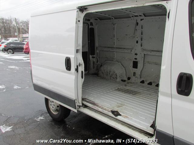 Photo of 2017 Bright White Clearcoat RAM ProMaster 1500