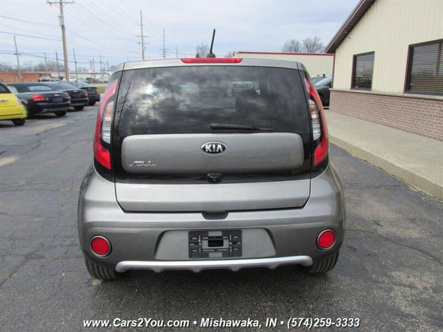 Photo of 2017 Titanium Gray Kia Soul