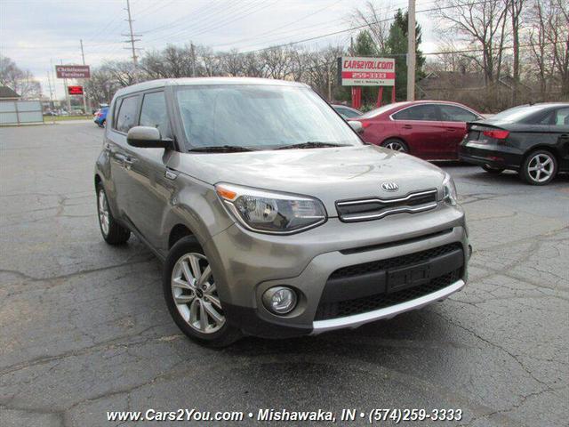 Photo of 2017 Titanium Gray Kia Soul