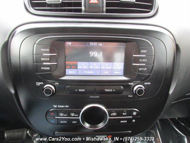 Photo of 2017 Titanium Gray Kia Soul