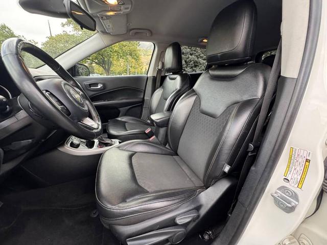Photo of 2018 White Clearcoat Jeep Compass