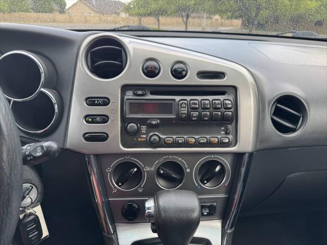 Photo of 2004 Fusion Orange Metallic Pontiac Vibe