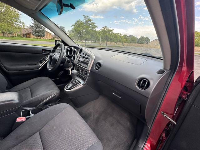 Photo of 2004 Fusion Orange Metallic Pontiac Vibe