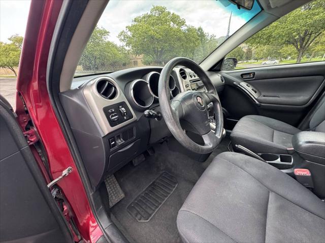 Photo of 2004 Fusion Orange Metallic Pontiac Vibe
