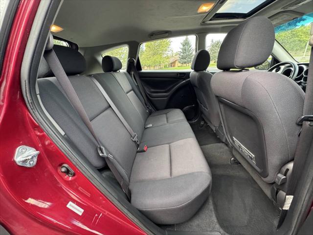Photo of 2004 Fusion Orange Metallic Pontiac Vibe