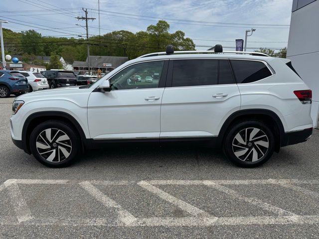 Photo of 2025 White Pearl Volkswagen Atlas