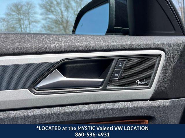 Photo of 2022 Deep Black Volkswagen Atlas